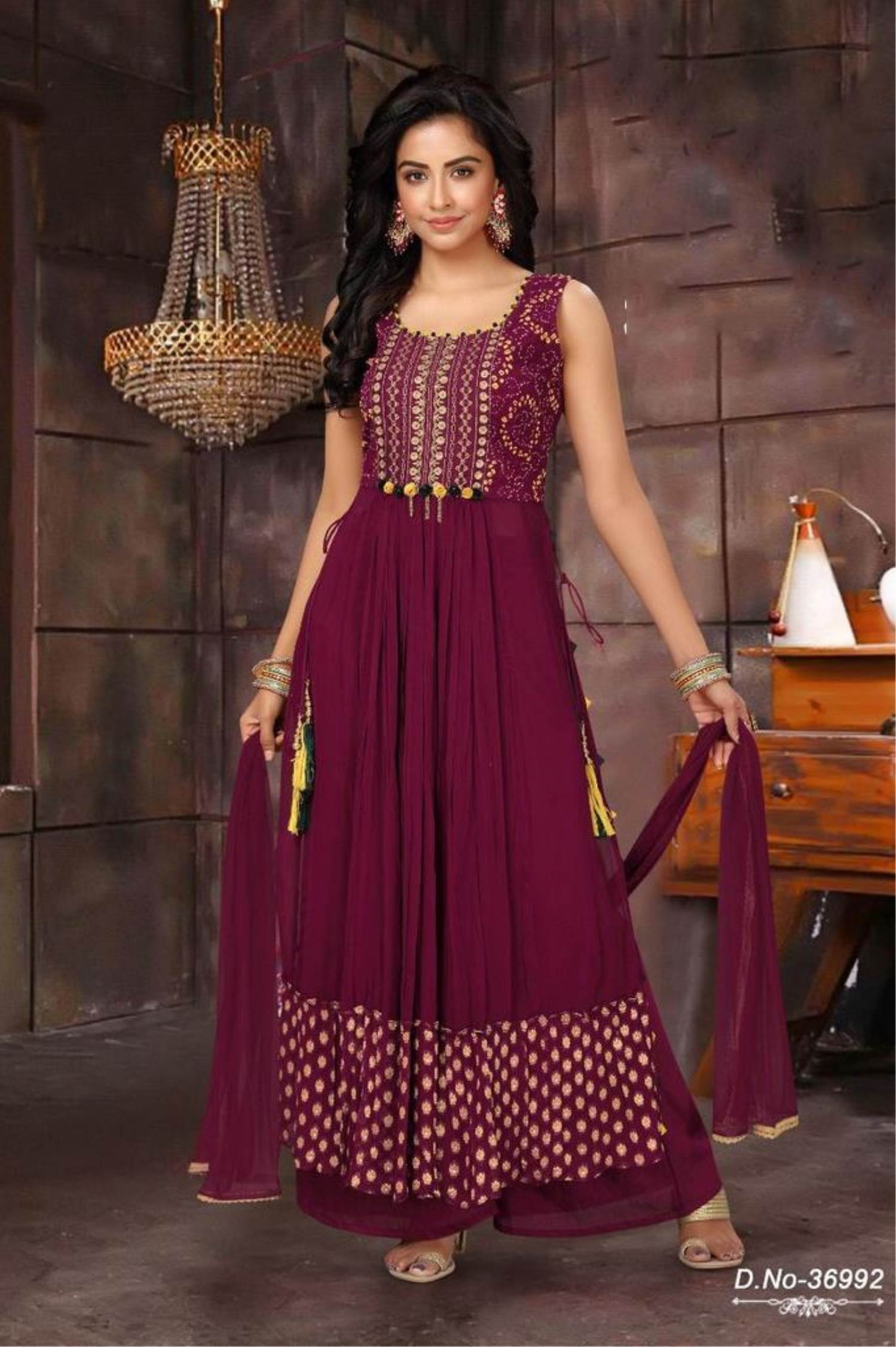 Embroidered Georgette Pakistani Suit in Maroon | Pakaian india, Gaun  fashion, Wanita