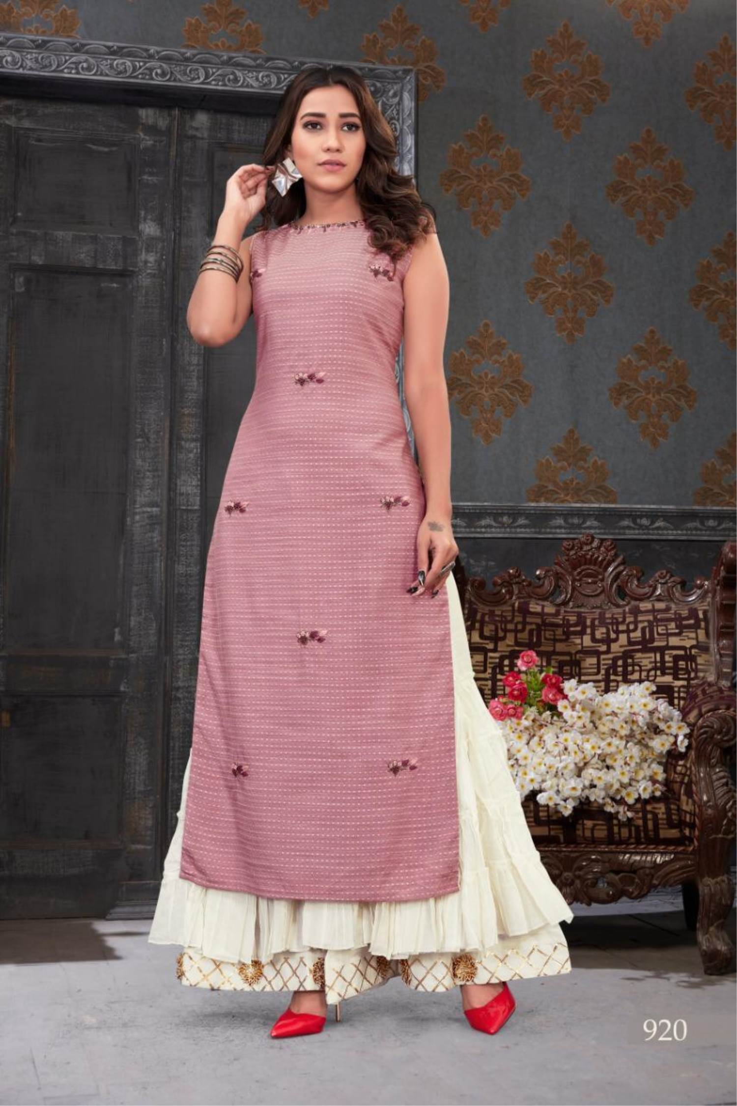 Buy Peach Kurtas for Women by AVAASA MIX N' MATCH Online | Ajio.com