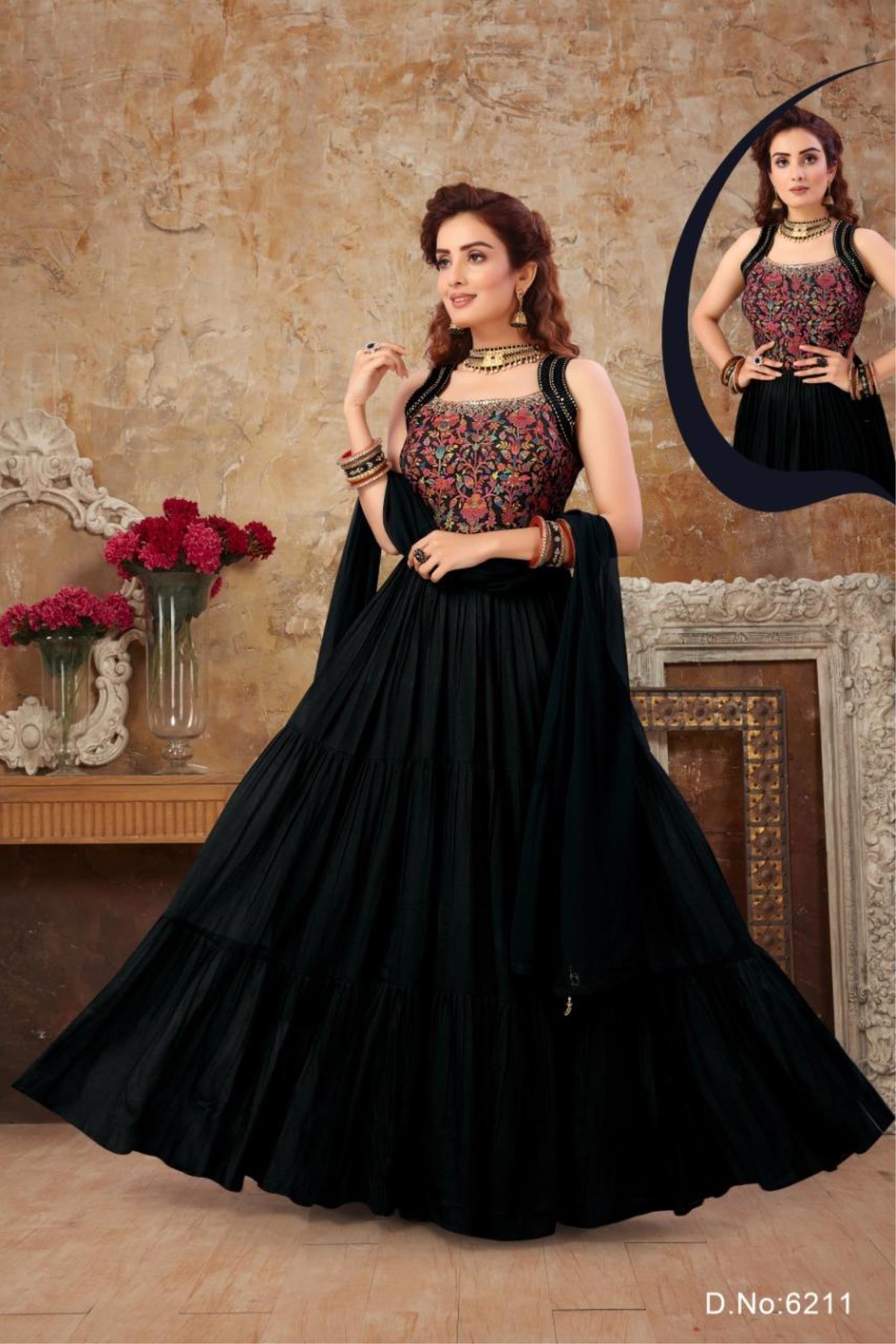 Buy Party Wear Gowns Online in India | Myntra