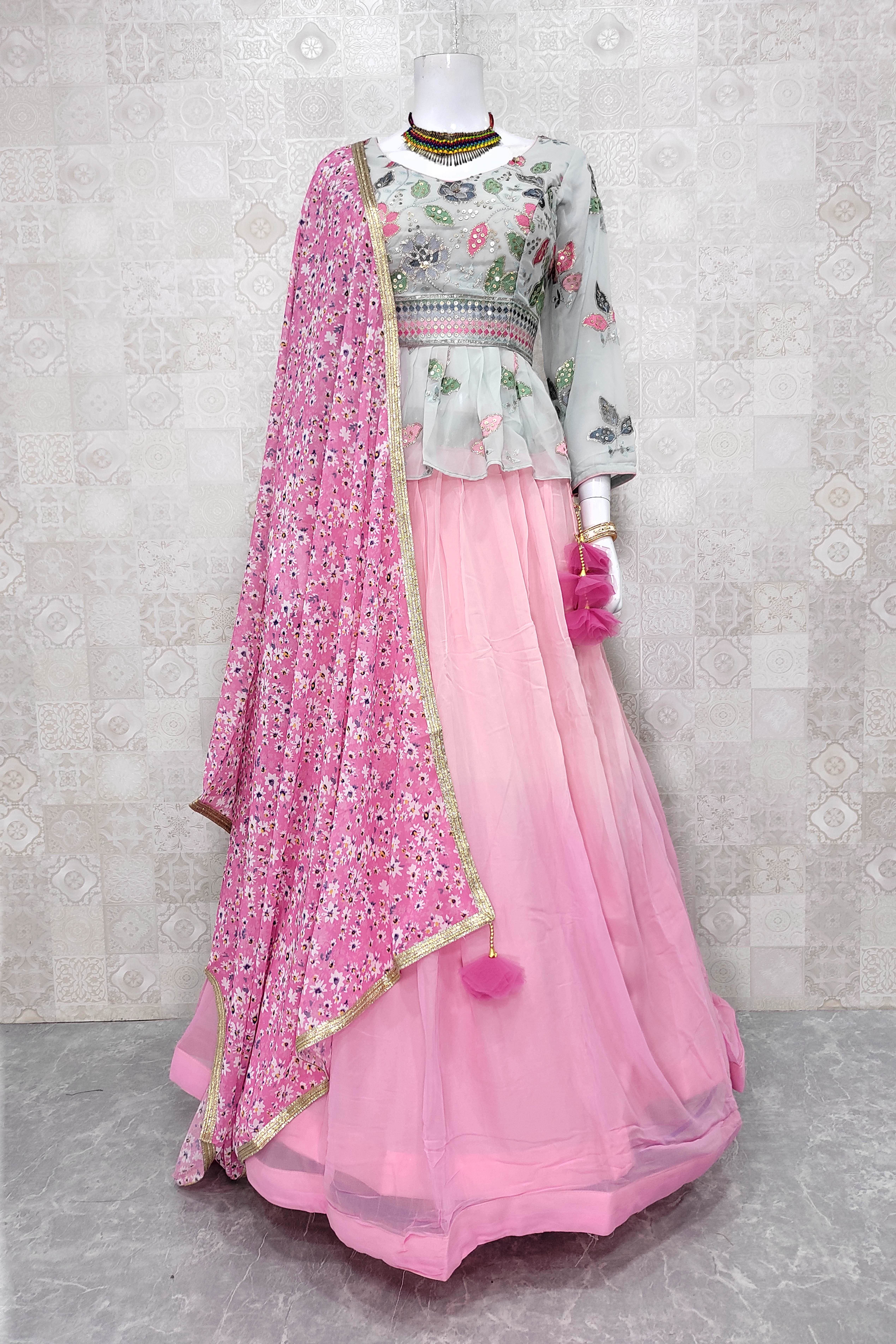 peach colour kurti salwar kameez peach colour Combinations indian dress  Pakistani … | Peach colour combinations, Color combinations for clothes, Combination  dresses