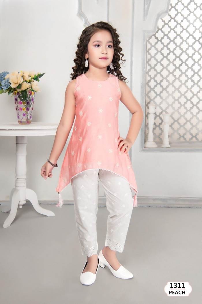 Pink Color Stylish Summer wear outfit