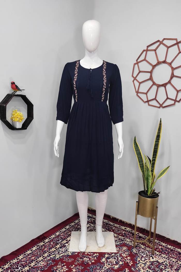 Black Color Casual Wear Short Kurti 