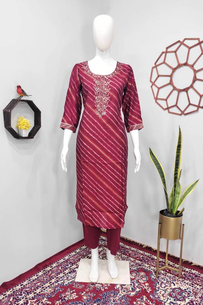 Maroon Color Casual Wear Designer Kurti Set