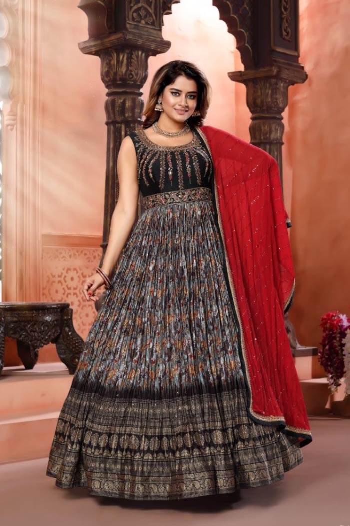 Black Color Party Wear Designer Gown